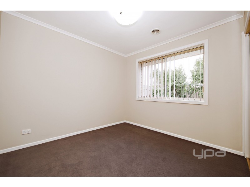 74 Brindalee Way, Hillside VIC 3037