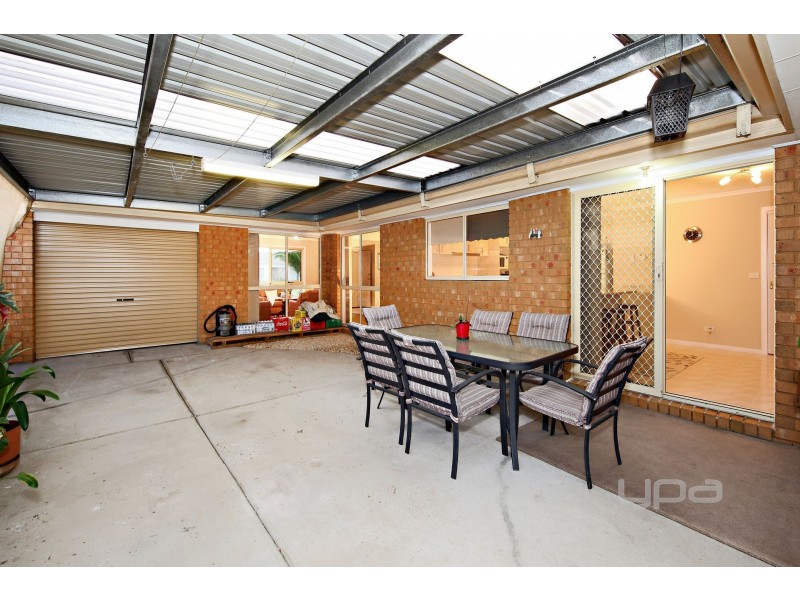 74 Brindalee Way, Hillside VIC 3037