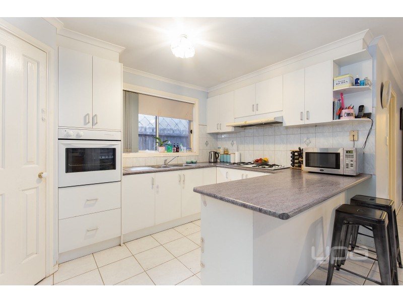 32 Vine Court, Hillside VIC 3037