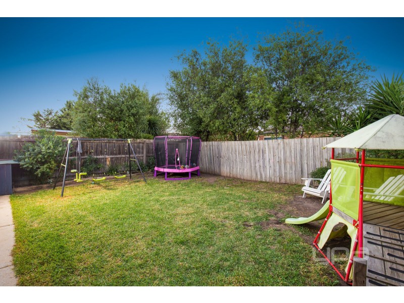 32 Vine Court, Hillside VIC 3037