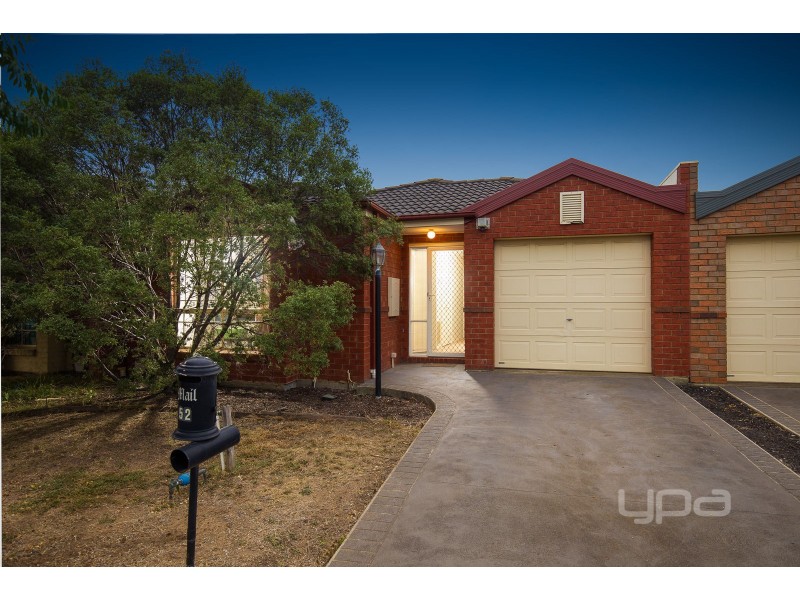 52 Brindalee Way, Hillside VIC 3037