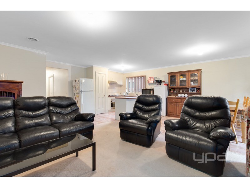 52 Brindalee Way, Hillside VIC 3037