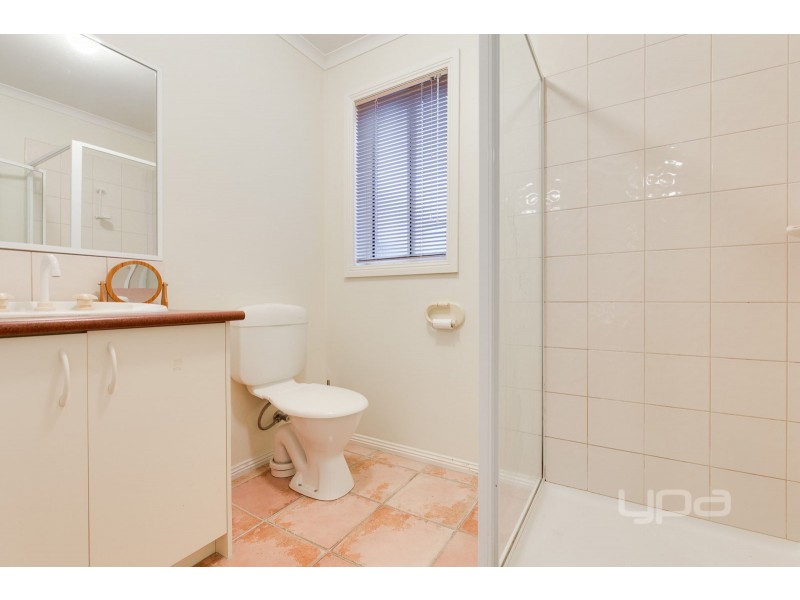 52 Brindalee Way, Hillside VIC 3037