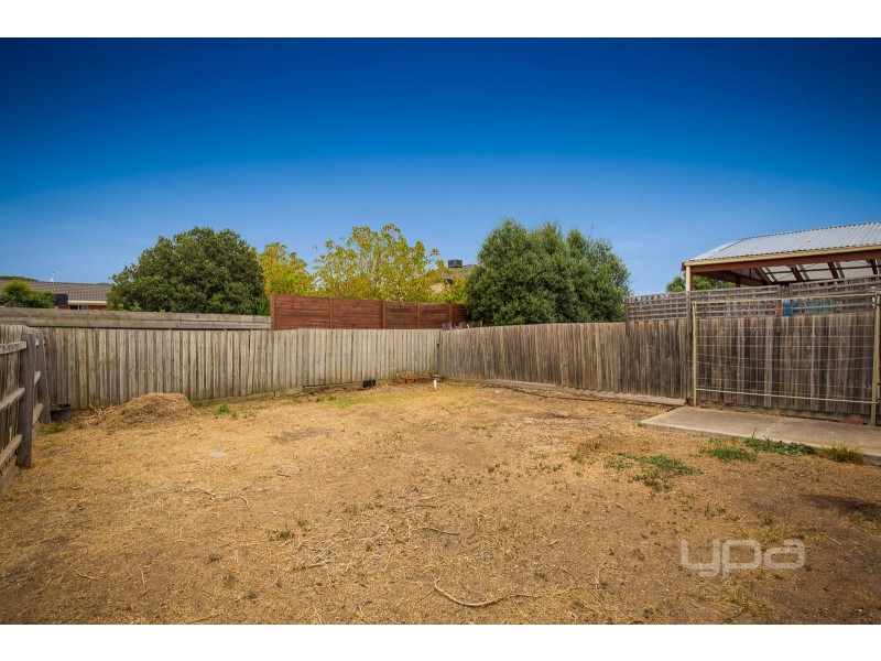 52 Brindalee Way, Hillside VIC 3037