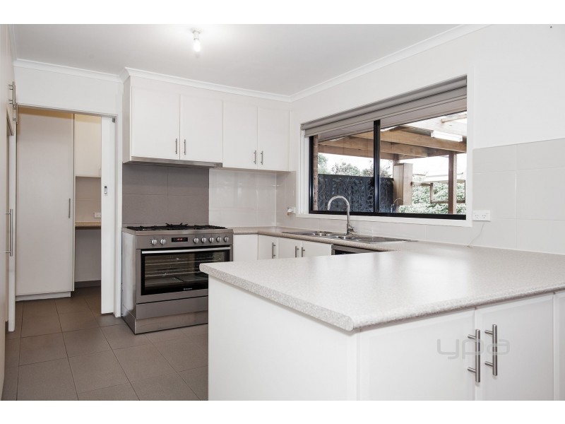 34 Inglis Street, Maddingley VIC 3340