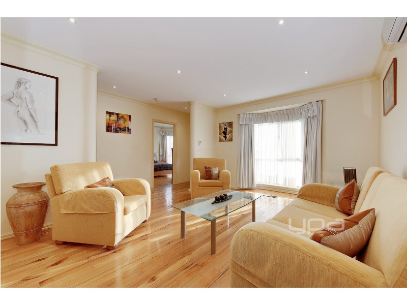 1 Moonlight Terrace, Sydenham VIC 3037