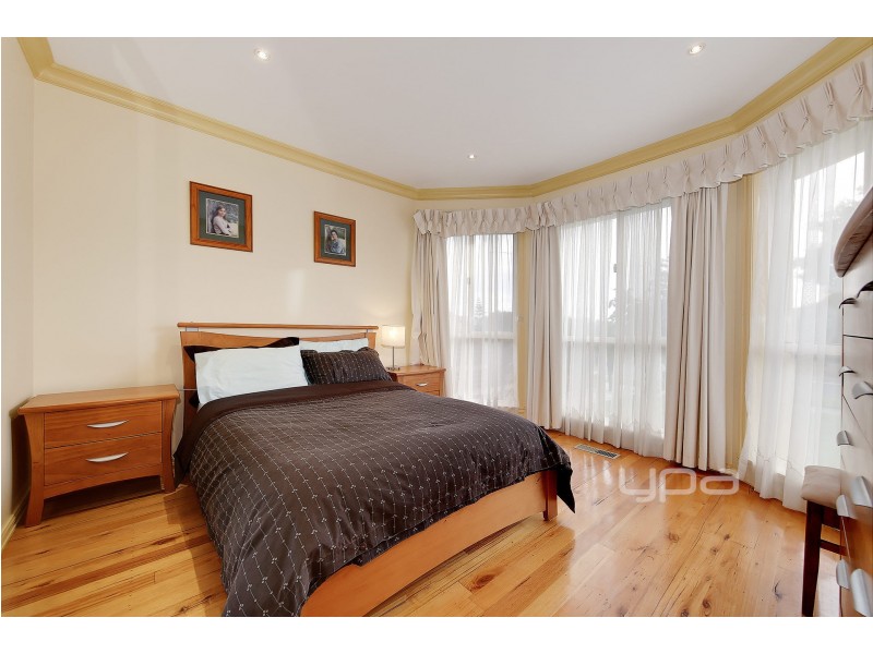 1 Moonlight Terrace, Sydenham VIC 3037