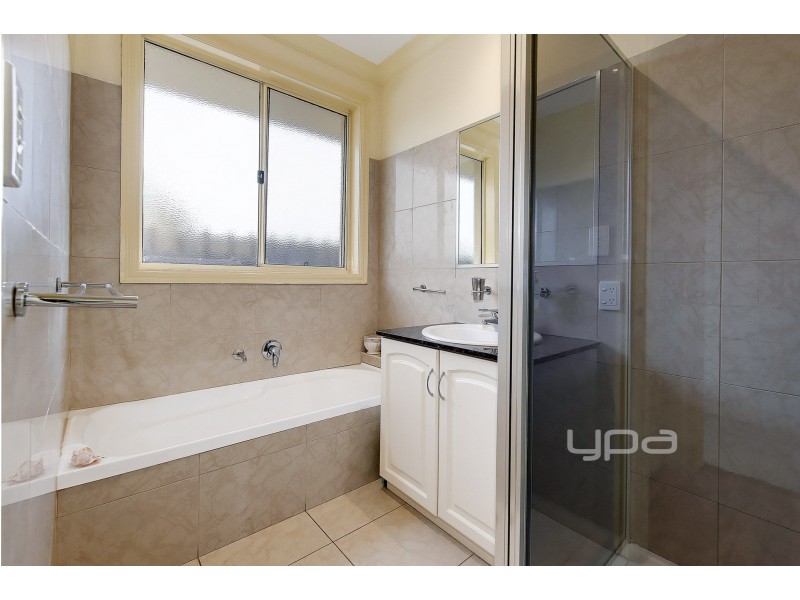 1 Moonlight Terrace, Sydenham VIC 3037