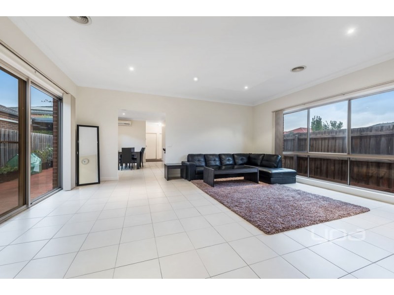 53 Barwon Street, Taylors Hill VIC 3037