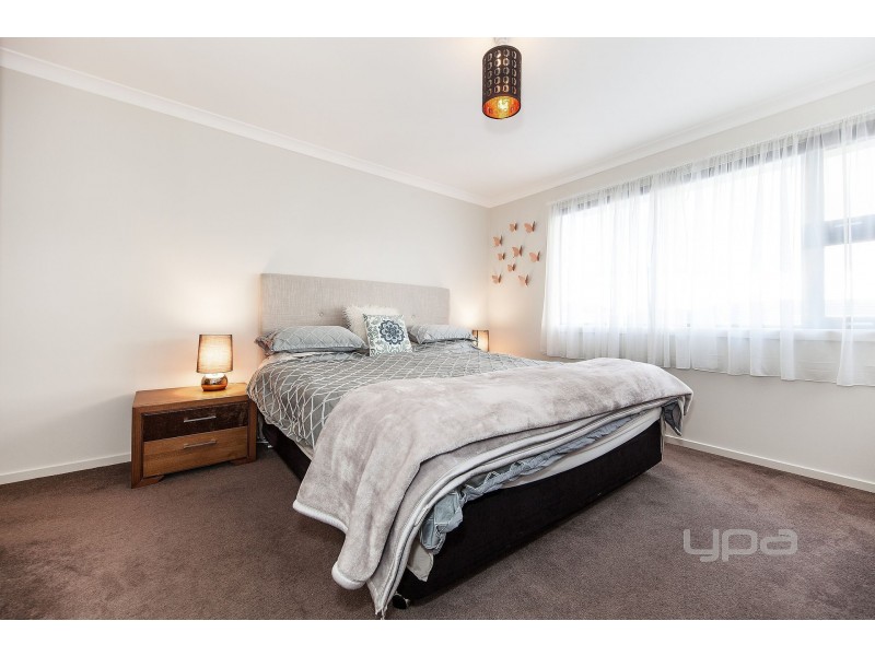 8/6 Highwood Drive, Hillside VIC 3037