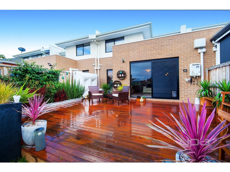 8/6 Highwood Drive, Hillside VIC 3037