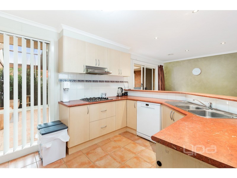 5 Eliza Court, Hillside VIC 3037