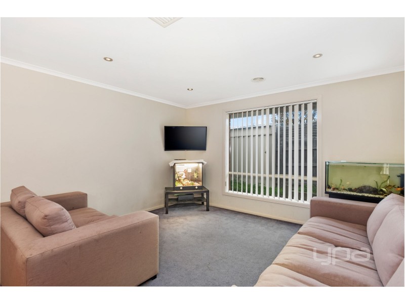 5 Eliza Court, Hillside VIC 3037