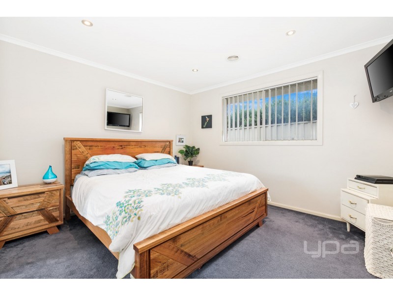 5 Eliza Court, Hillside VIC 3037