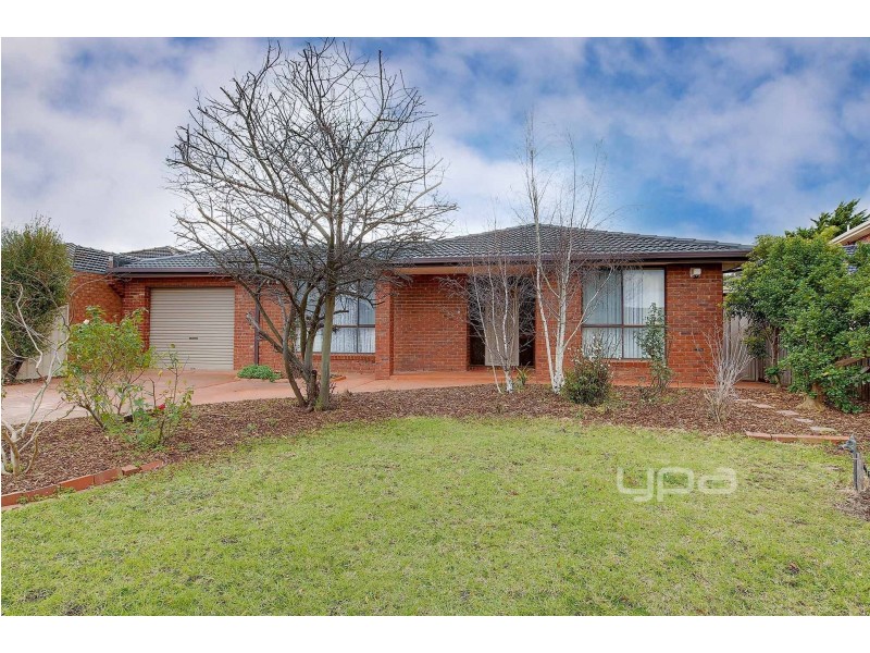 8 Chicquita Close, Keilor Downs VIC 3038