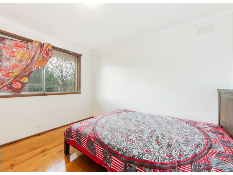 22 Tarana Crescent, Kings Park VIC 3021