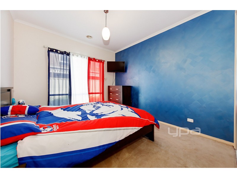 10 Duchess Court, Hillside VIC 3037