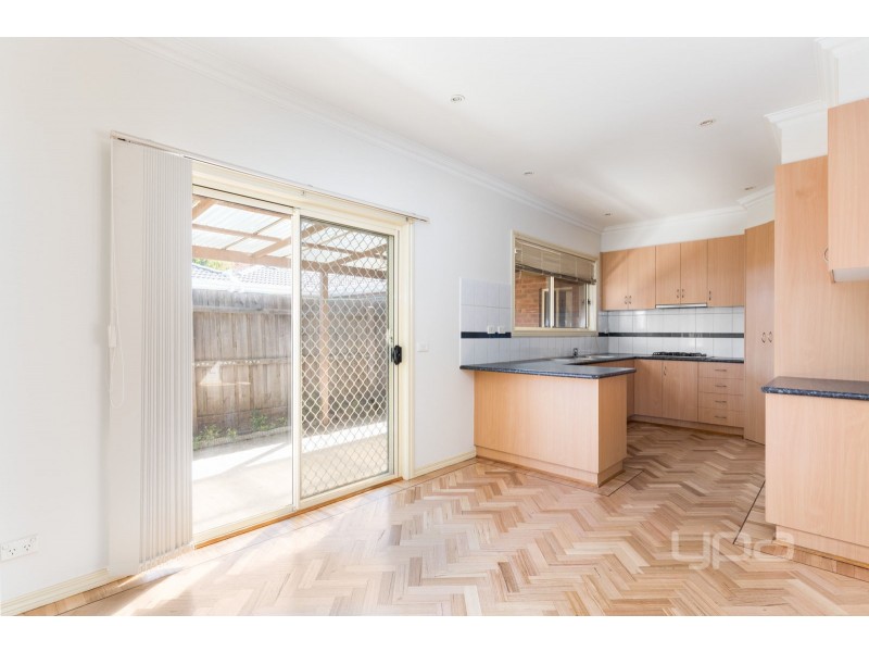 2/93 Fox Street, St Albans VIC 3021