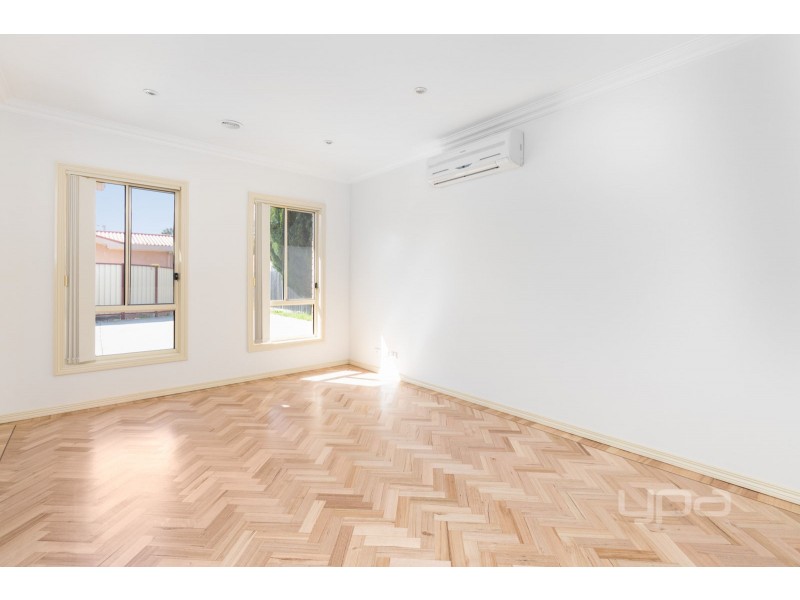 2/93 Fox Street, St Albans VIC 3021