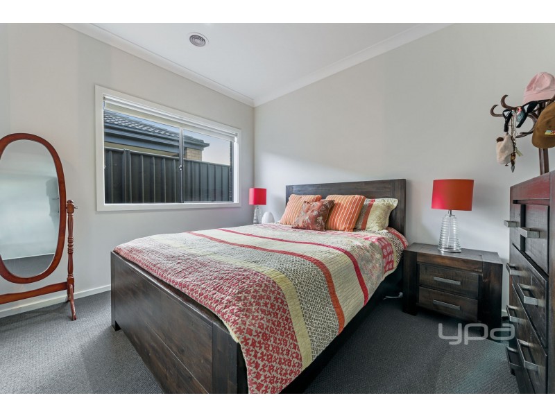 37 Enterprise Circuit, Plumpton VIC 3335