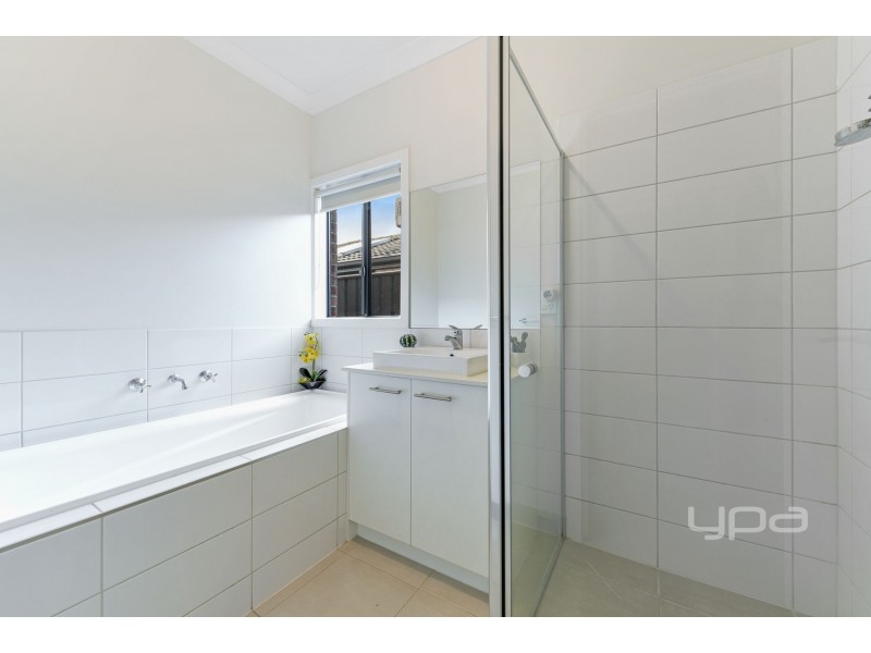 37 Enterprise Circuit, Plumpton VIC 3335