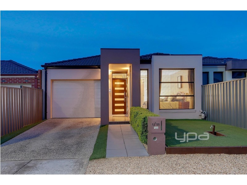 1/18 Jade Way, Hillside VIC 3037