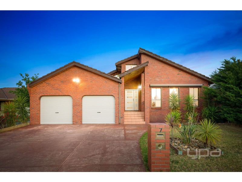 7 Bernborough Court, Keilor Downs VIC 3038