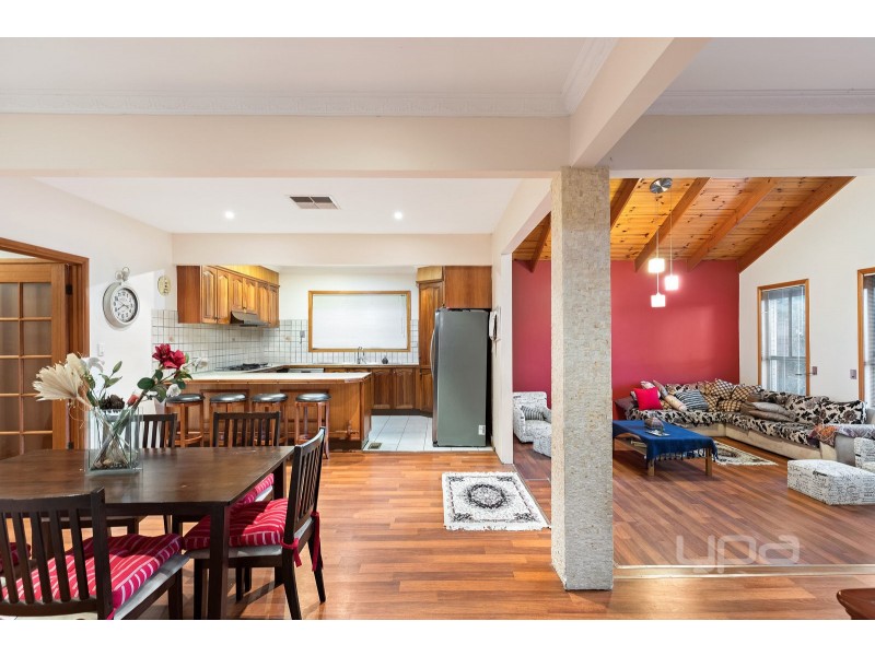 7 Bernborough Court, Keilor Downs VIC 3038