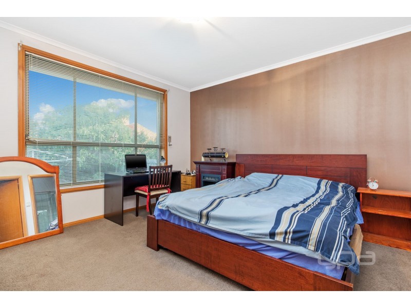 7 Bernborough Court, Keilor Downs VIC 3038