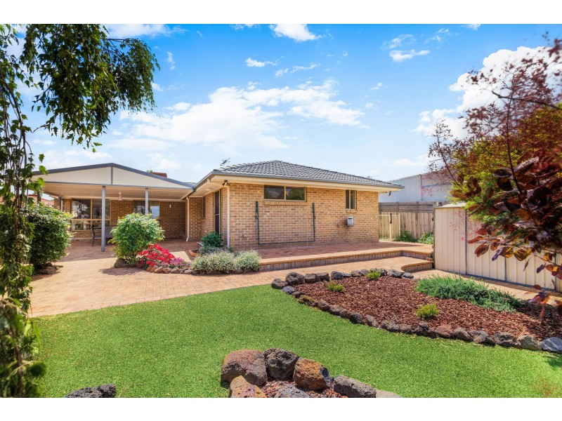 3 Twyford Close, Hillside VIC 3037