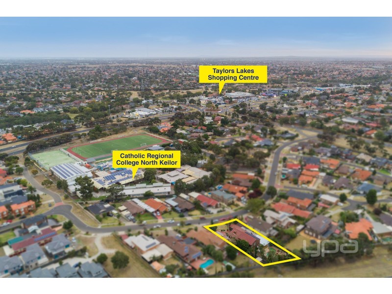 20 Santa Monica Drive, Taylors Lakes VIC 3038