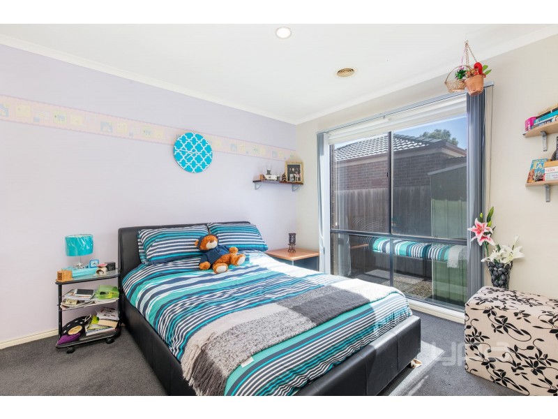 72 Domain Way, Taylors Hill VIC 3037