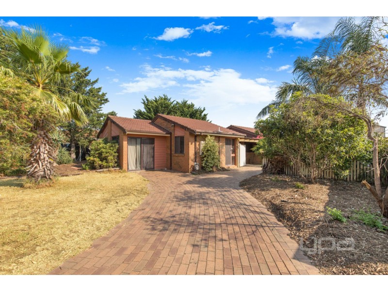 1 Milne Court, Delahey VIC 3037