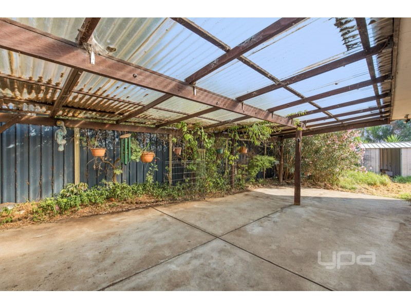 1 Milne Court, Delahey VIC 3037