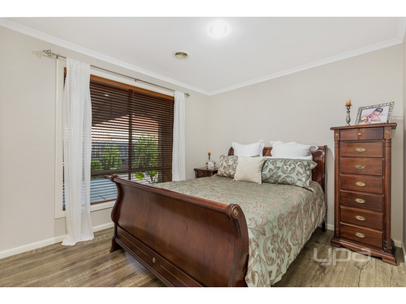 27 Jackson Circuit, Albanvale VIC 3021