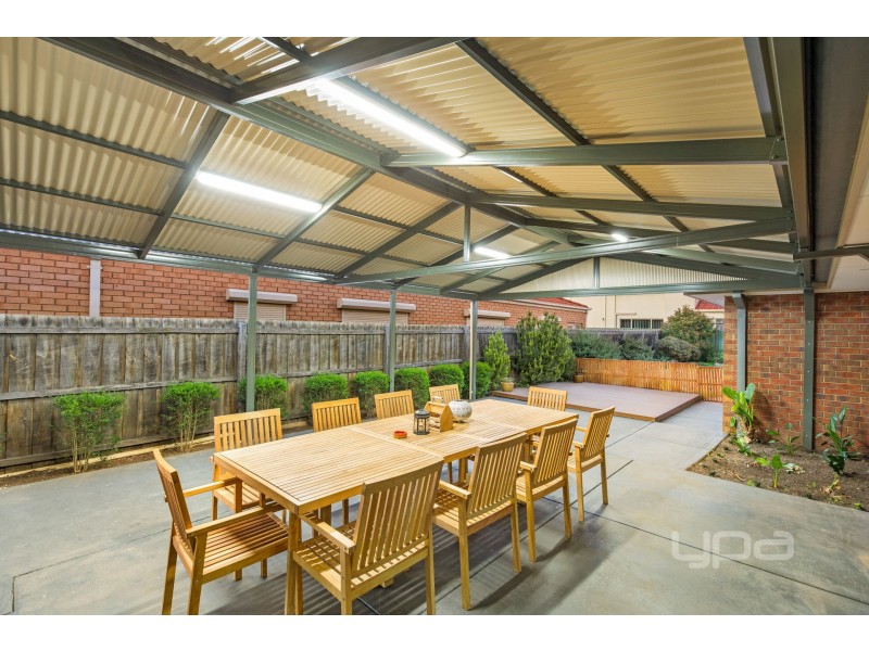 27 Jackson Circuit, Albanvale VIC 3021