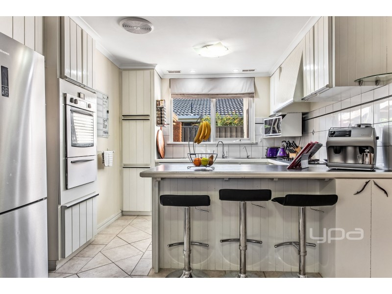 41 Carbine Way, Keilor Downs VIC 3038