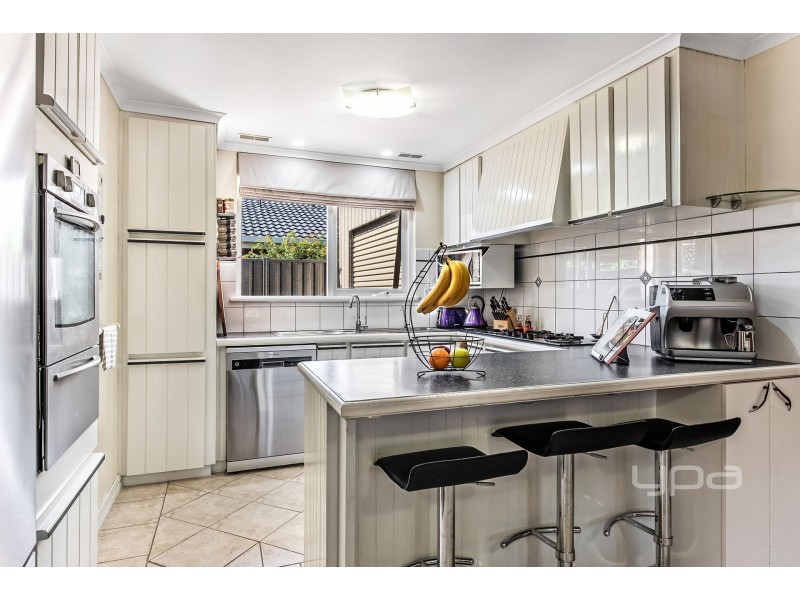 41 Carbine Way, Keilor Downs VIC 3038