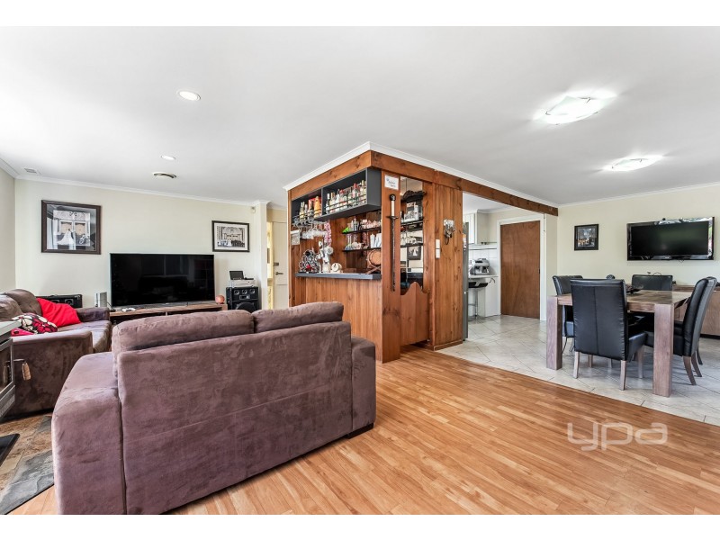 41 Carbine Way, Keilor Downs VIC 3038