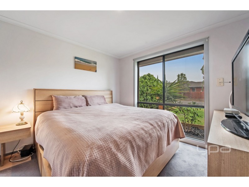 10 Mercer Court, Delahey VIC 3037