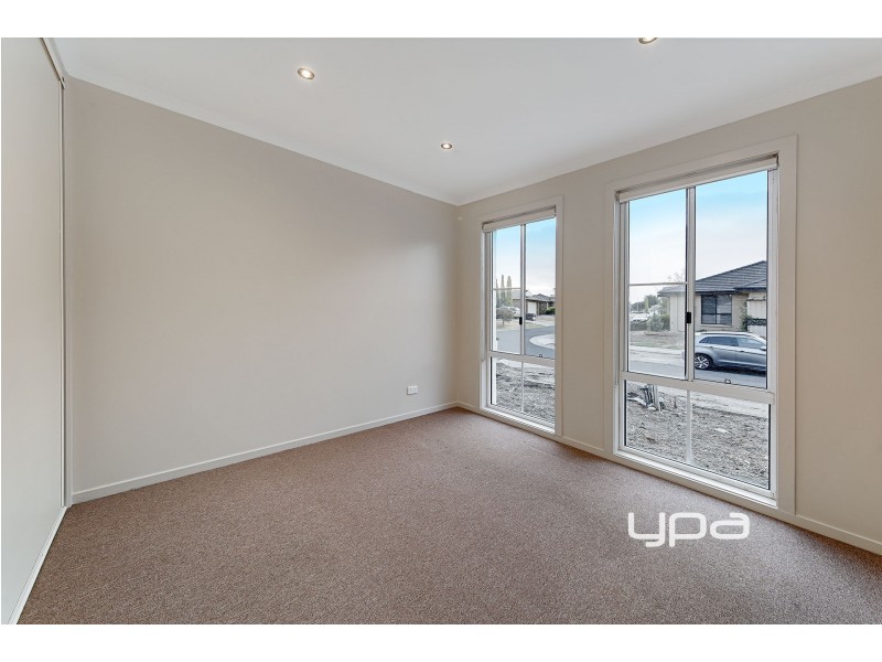 7 Rebecca Court, Hillside VIC 3037