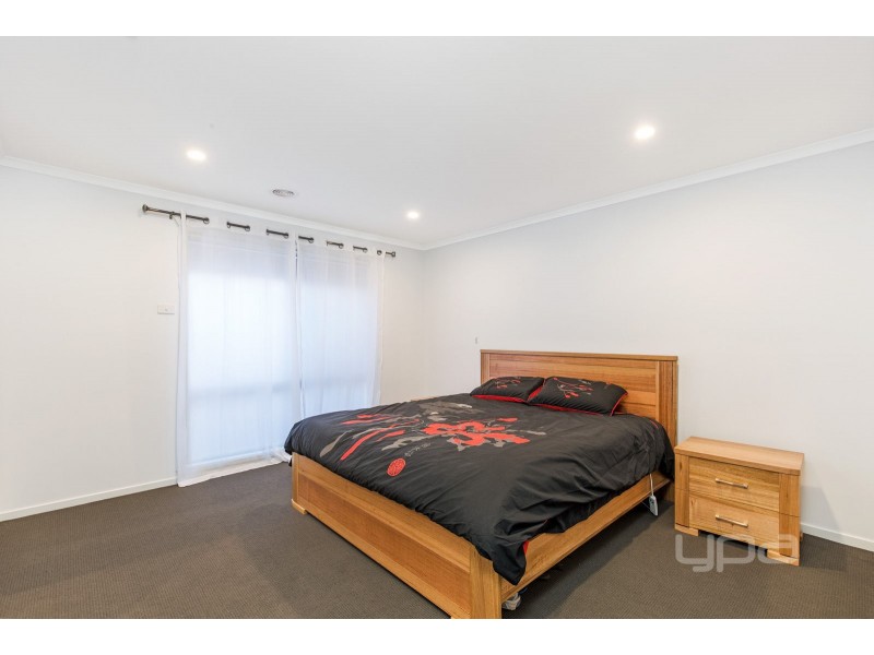 79 Catherine Drive, Hillside VIC 3037