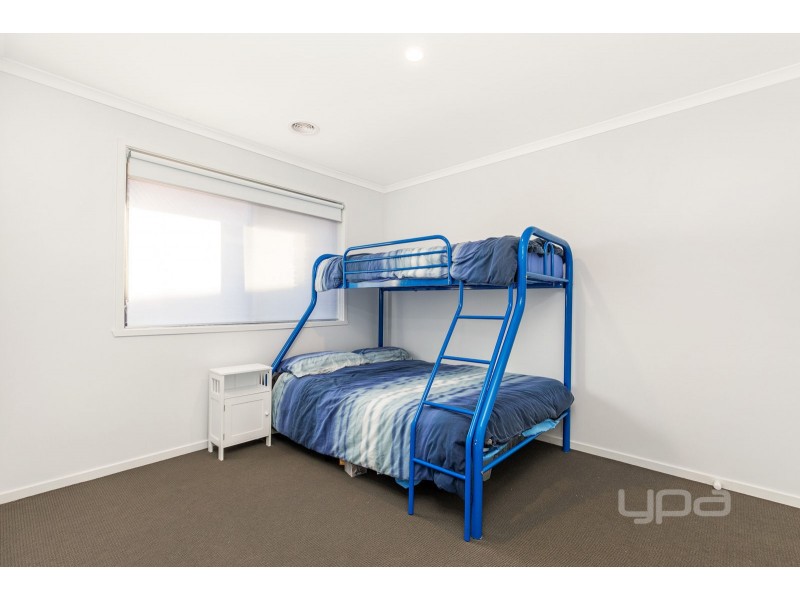 79 Catherine Drive, Hillside VIC 3037