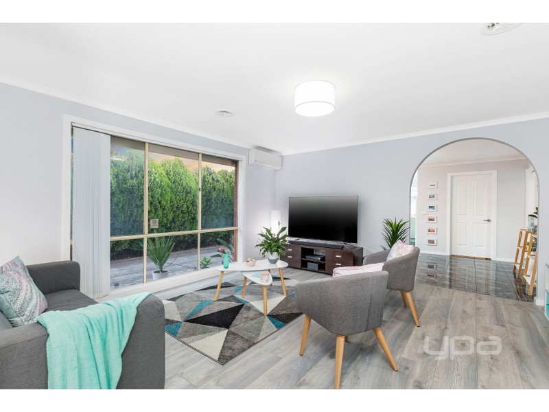 2/20 Norman Street, St Albans VIC 3021