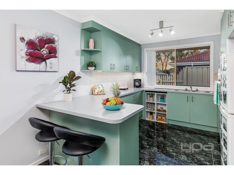 2/20 Norman Street, St Albans VIC 3021