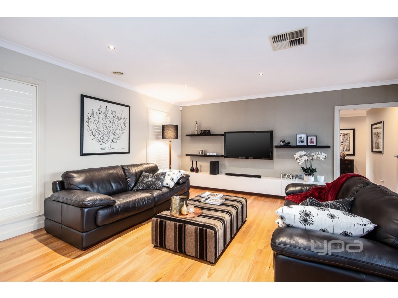 12 Rigby Court, Taylors Lakes VIC 3038