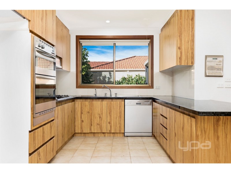 40 Saratoga Crescent, Keilor Downs VIC 3038