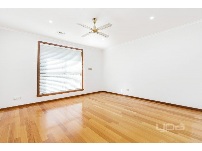 40 Saratoga Crescent, Keilor Downs VIC 3038