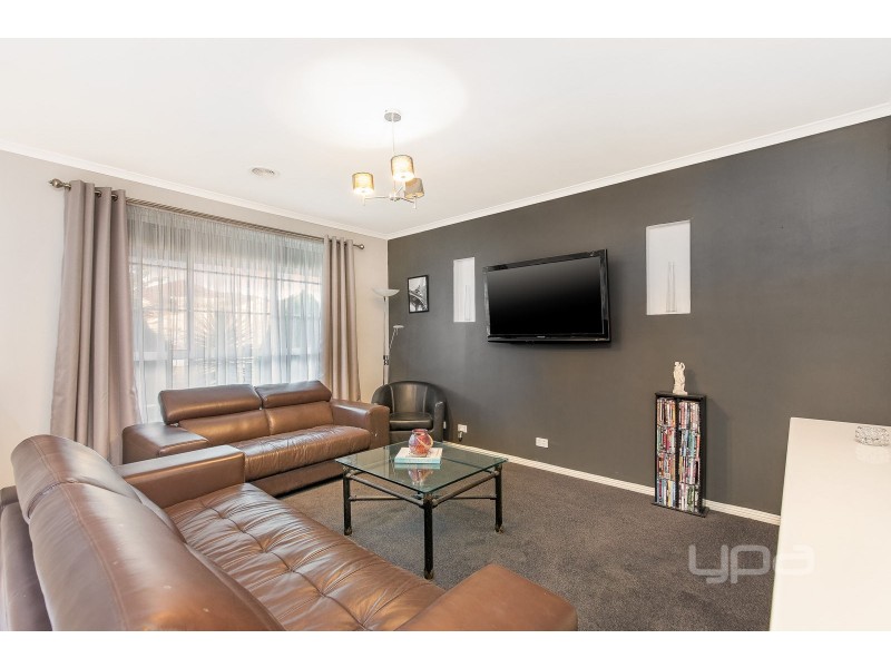 31 McNicholl Way, Delahey VIC 3037