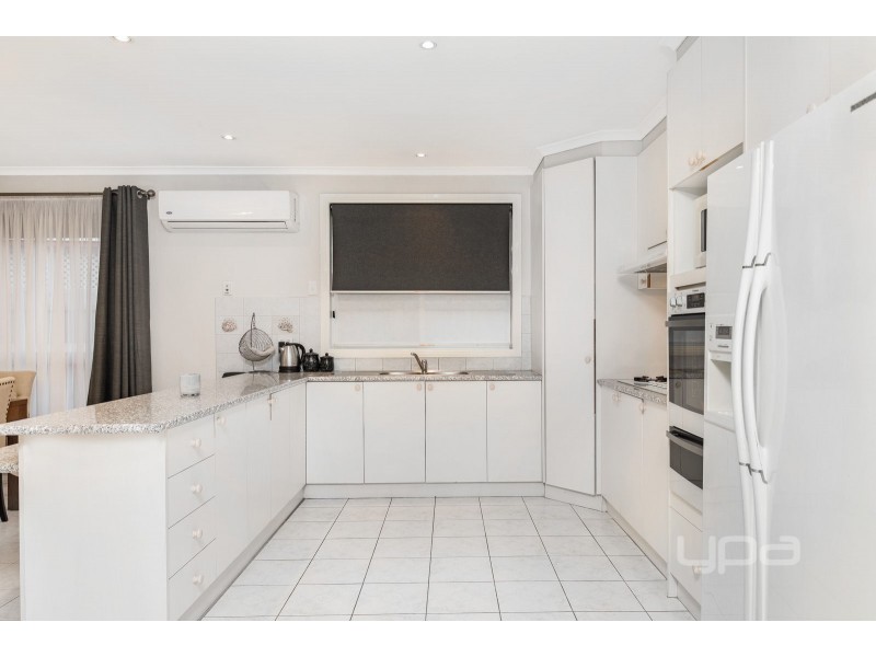 31 McNicholl Way, Delahey VIC 3037